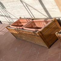 Fioriera in teak (Unopiù) con vasi contenitivi