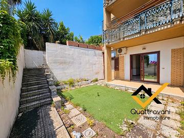 2 Vani con Giardino Mq 35, Vampolieri