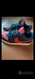 scarpe Nike n. 38, rosse e nere. unisex