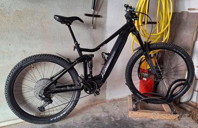 MERIDA modello 500 Total Black