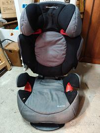 Seggiolino auto 15 - 36 kg 