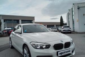 Bmw 118i 5p. Advantage
