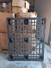 PALLET IN PLASTICA DIMENSIONI MM 1200X1000X145