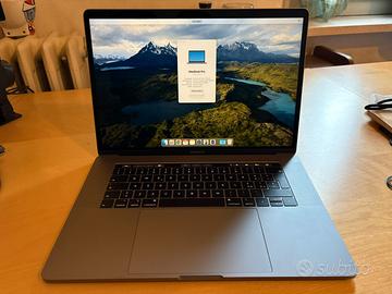 MacBook Pro 15” 2,6GHz, 16Gb RAM, 512Gb, Radeon