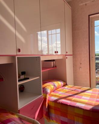 Cameretta bianca lucida