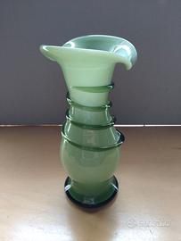 Vaso in vetro verde Calla