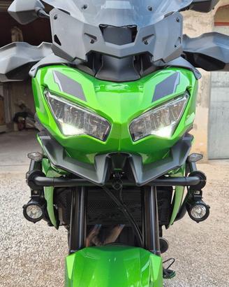 Moto Kawasaki Versys 650 - 2023