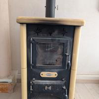 Stufa a legna ventilata CADEL rivestita ceramica