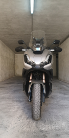 Honda ADV 350 / full optional