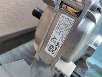 Motore Lavatrice Bosch serie 6 00145789