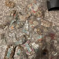 Francobolli circa 10mila