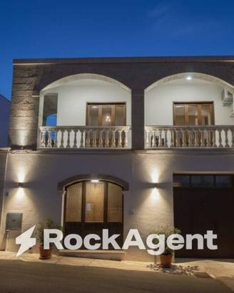 Casa indipendente di 134 m² con 4 locali e box aut