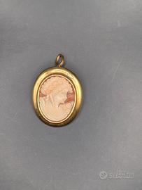 SPILLA IN ORO CON CAMMEO