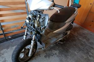 scooter incidentato 