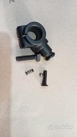 Fascetta attacco specchio moto universal