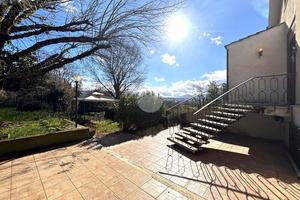 PORZIONE DI QUADRIFAMILIARE A TERNI