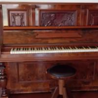 pianoforte in radica HERMANN LIEBLING