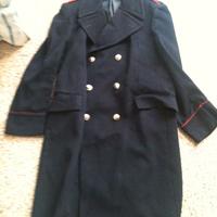 berretti e uniformi militari