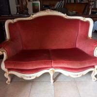 Piccolo divano 2 posti