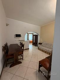 Tavolo a fratina in legno allungabile