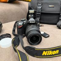 Nikon D3200 completa di tutto