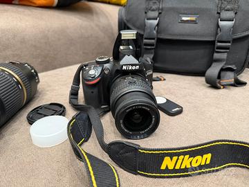 Nikon D3200 completa di tutto