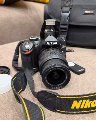 Nikon D3200 completa di tutto