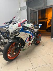 Honda cbr pista 6.500km!