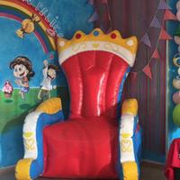 TRONO GONFIABILE GIGANTE – ALTEZZA 2,5 METRI