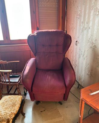 Poltrona relax alzapersone con roller