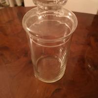 Barattolo in vetro trasparente