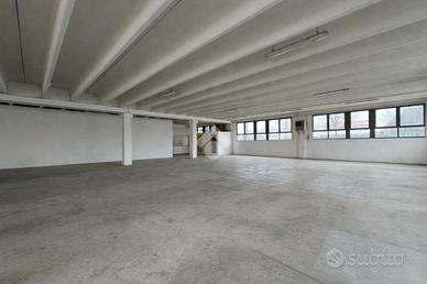 CAPANNONE A TREBASELEGHE