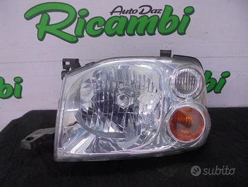 FARO ANTERIORE SINISTRO PER KING CAB D22 2003