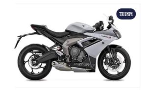 Triumph daytona 660 sport bianco metallico