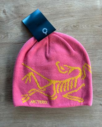 Berretto Arc'teryx NUOVO – Rosa con Logo Giallo 🌸⚡
