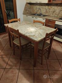 Tavolo da pranzo + sedie