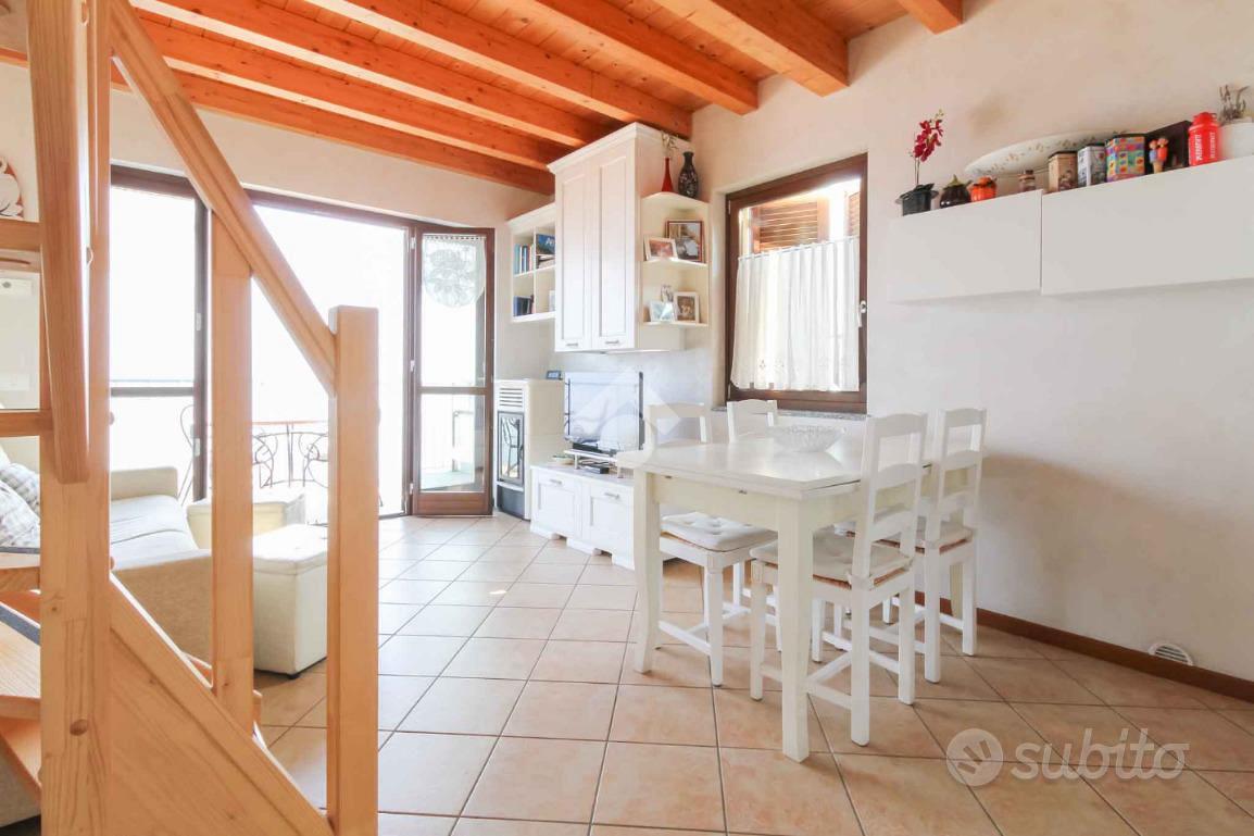 2 LOCALI A TREMOSINE - Vista 2