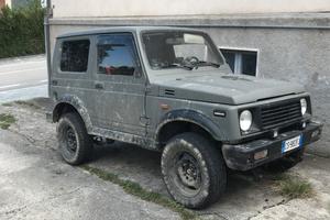 Suzuki samurai 