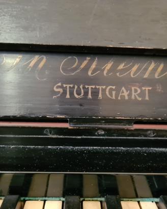 Pianoforte d’epoca dei primi del 900