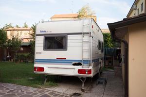 Caravan Hobby 400 SF