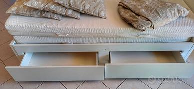 Divano letto con cassetti