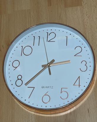 Orologio al  QUARZO ( bianco)