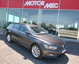 VOLKSWAGEN - Passat Variant - Passat 2.0 TDI Var.