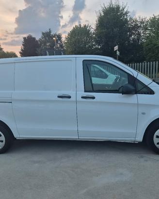 MERCEDES VITO FURGONE 2021 