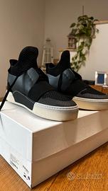 Balenciaga nere alte shop