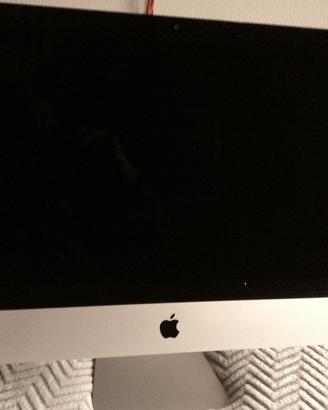 Apple iMac 21,5" Late 2013, modello A1418 Usato
