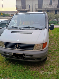 Furgone Mercedes camperizatto