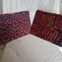 Due pannelli in tessuto africano