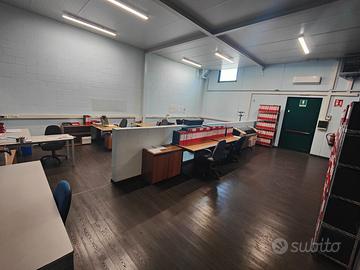 ARREDI D'UFFICIO, IMPIANTI  DI CONDIZIONAMENTO