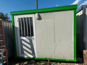 Bagni lamiera , coibentati disponibili 4 Pz